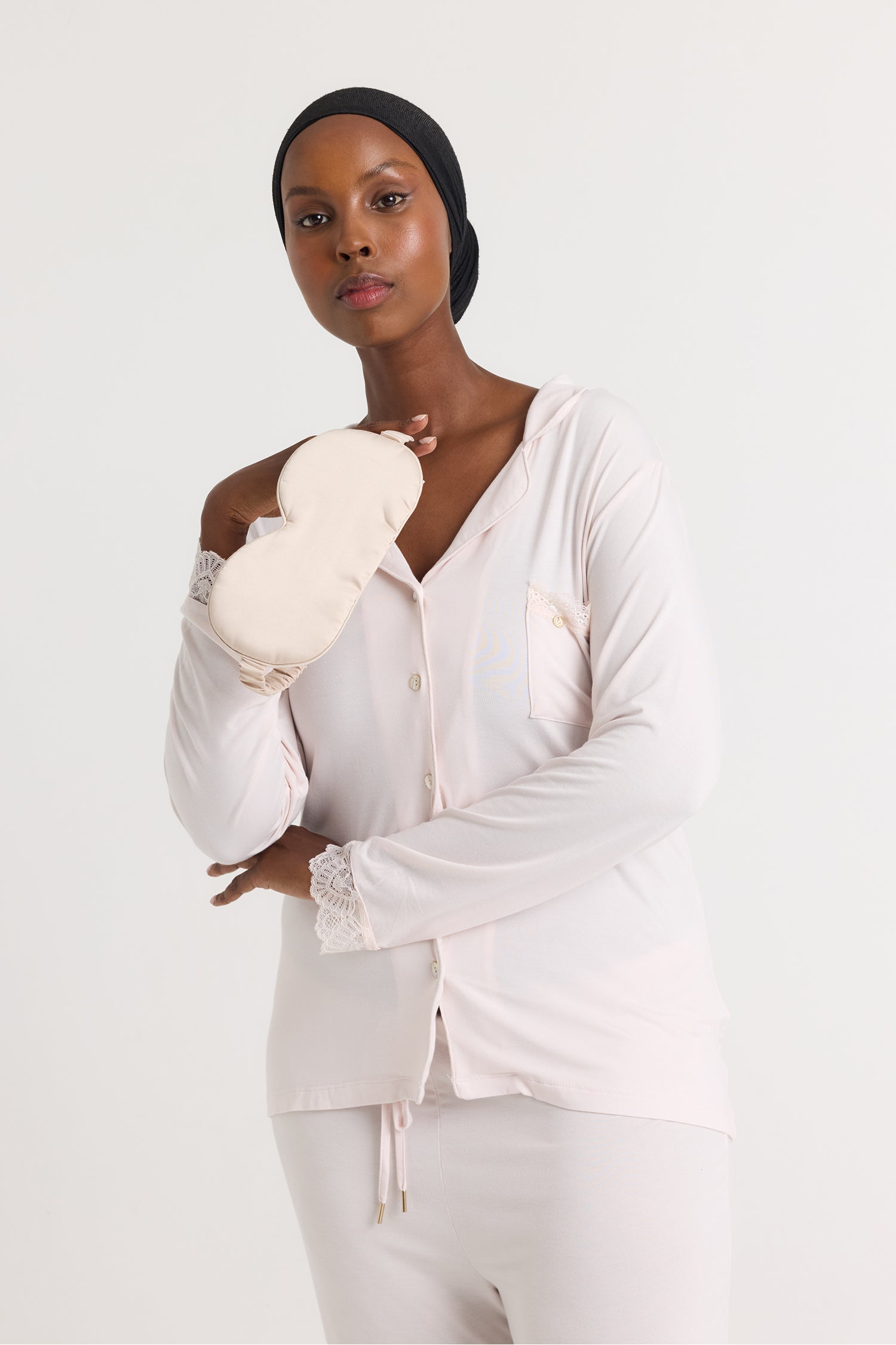 Bamboo Lace Pajama Set in Powder Puff