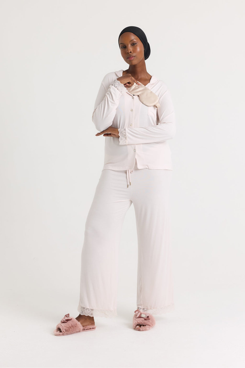 Bamboo Lace Pajama Set in Powder Puff